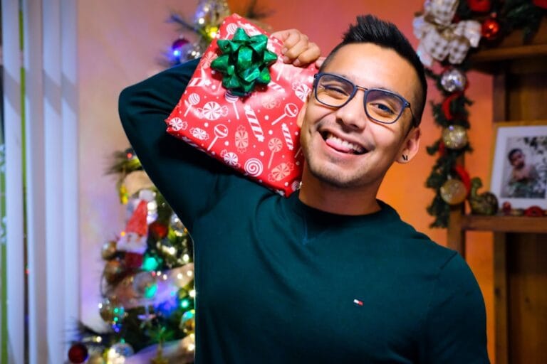 Photo Christmas Trivia Game