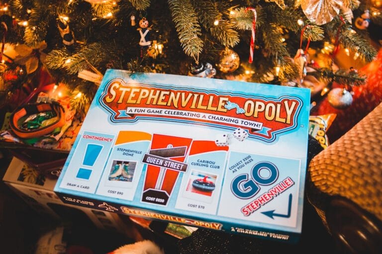 Photo Christmas-themed trivia board