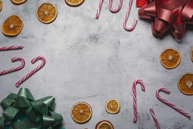 Photo Holiday-themed trivia questions